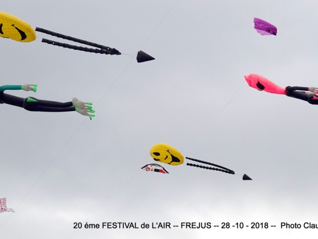 Photographe Claude Burillon : 20 éme FESTIVAL de L'AIR  FREJUS Octobre 2018
