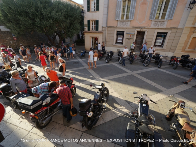 Photographe Claude Burillon : 15 éme TOUR FRANCE MOTOS ANCIENNES 28 AOUT 2018