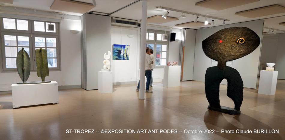 Photographe Claude Burillon : ST-TROPEZ Salle DESPAS -- ANTIPODES -- Octobre 2022