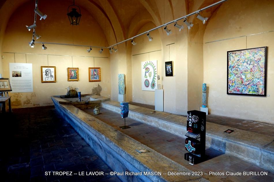 Photographe Claude Burillon : ST TROPEZ Le LAVOIR -- Paul Richard MASON -- Décembre 2023