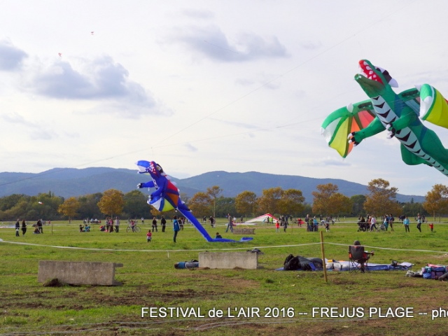 Photographe Claude Burillon : FESTIVAL DE L'AIR 2016 PORT FREJUS